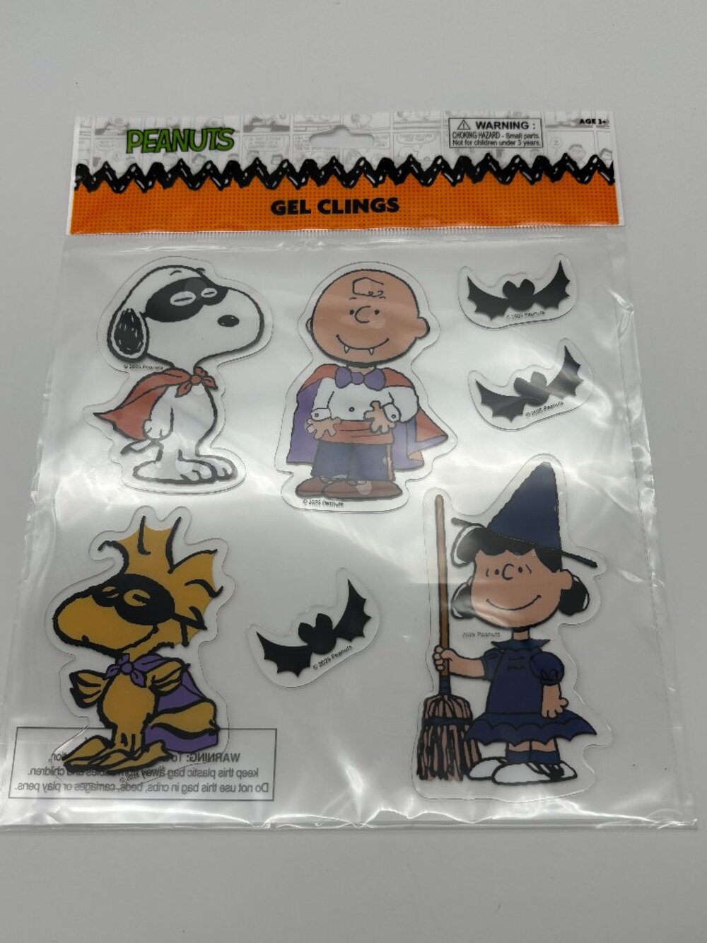 Peanuts Halloween Gel Window Clings Decor, Snoopy Charlie Woodstock Lucy Bats